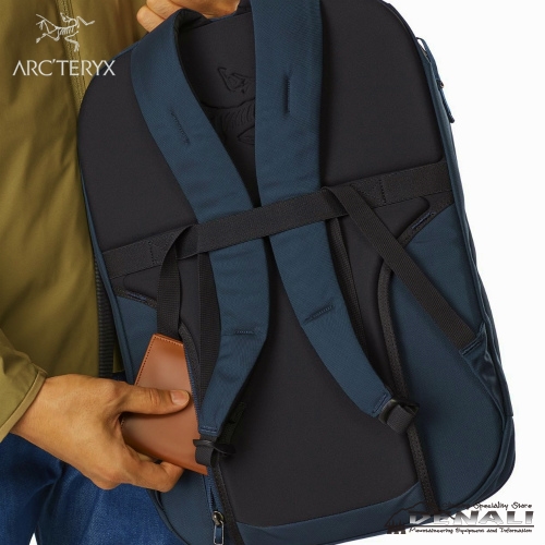 BLADE 20 BACKPACK - 山の店 デナリ